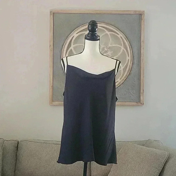 Loft Camisole Top Black Size X-Large Adjustable‎ Spaghetti Straps Lightweight - Picture 1 of 7